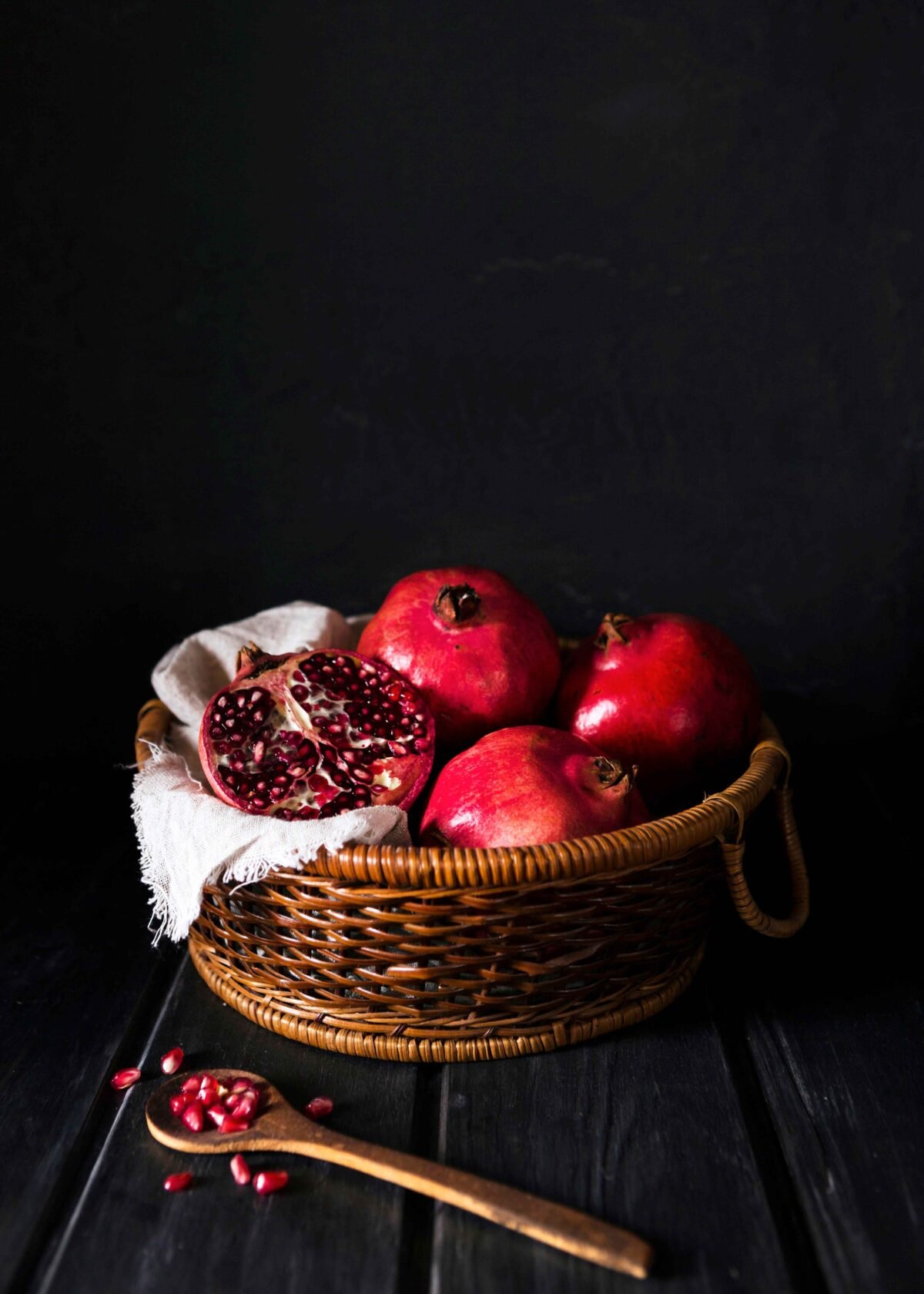 Juicy Indian pomegranates with red arils ready for international export by RDS ENTERPRISES.