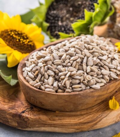 Indian sunflower seeds supplied by RDS EXPORTS – high oil content and export quality